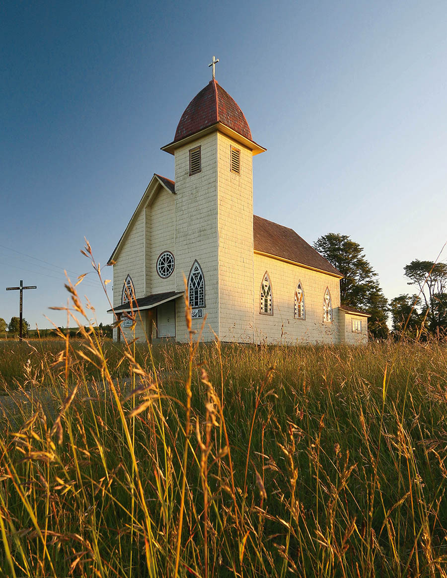 Fotografía de iglesia cristiana en el camino Real 